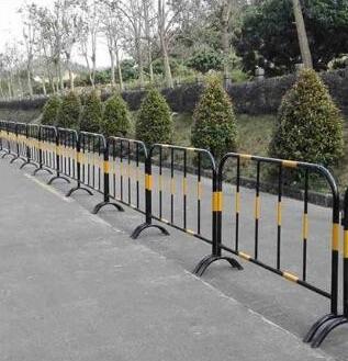 Portable Pedestrian Guardrail
